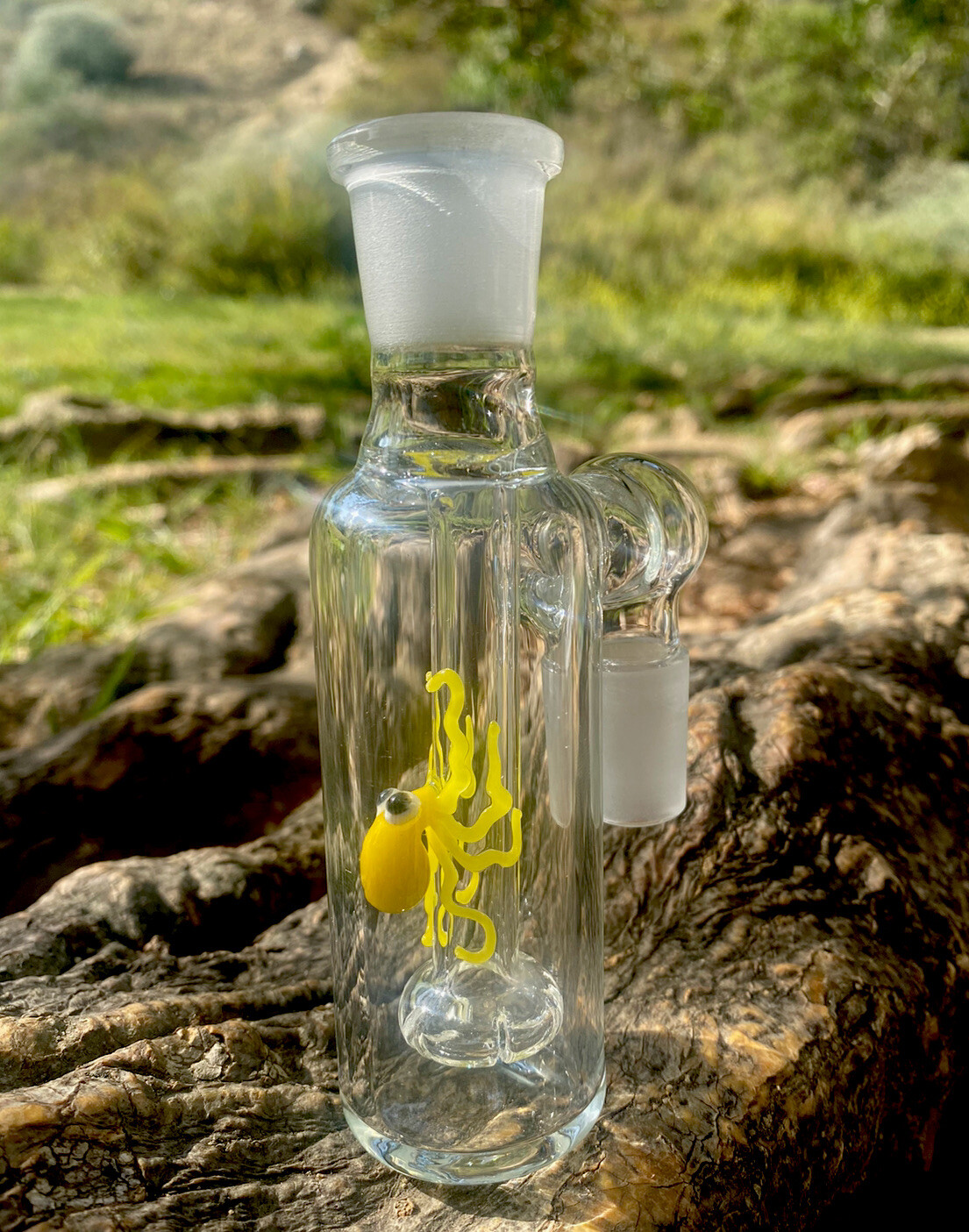 Ash Catcher 18mm Shower Head Glass 90 degree (yellow Octopus)Thick Glass.