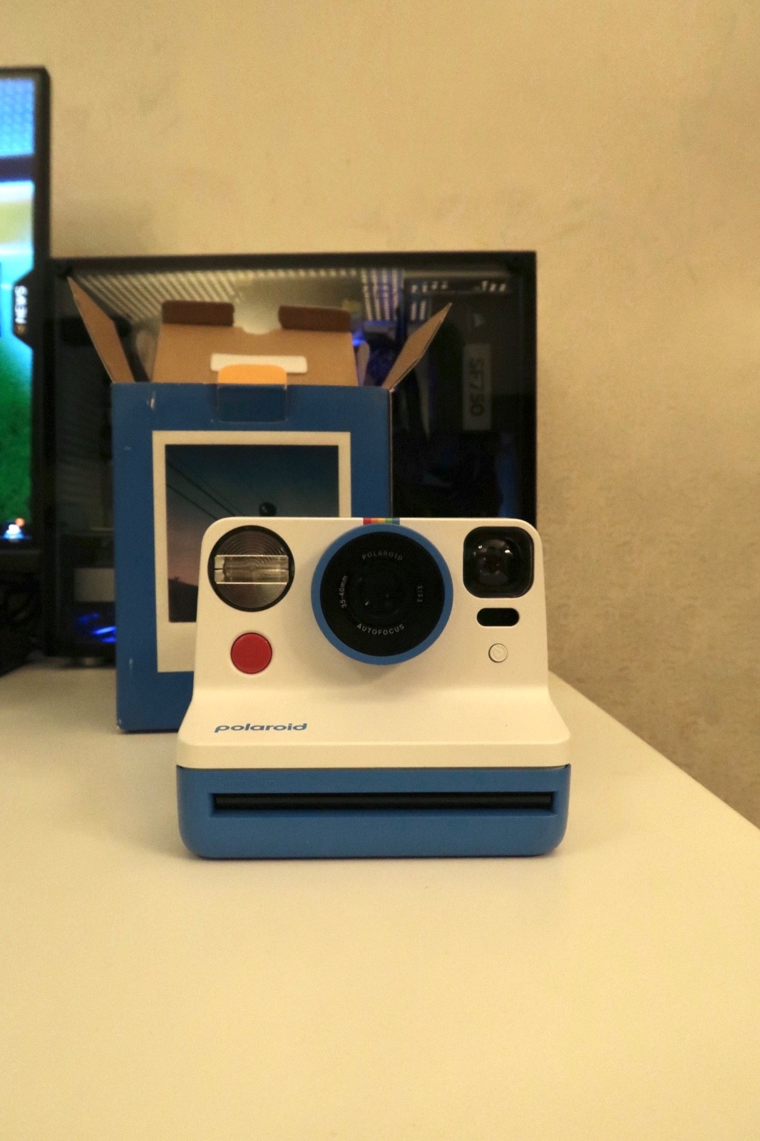 Polaroid Now Gen 2 Instant Camera