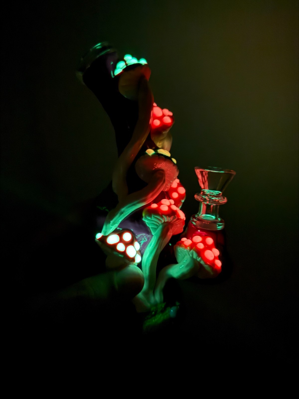 7” Premium Glass Water Pipe Art Mushroom Mountain Pink Glow in Dark 14mm