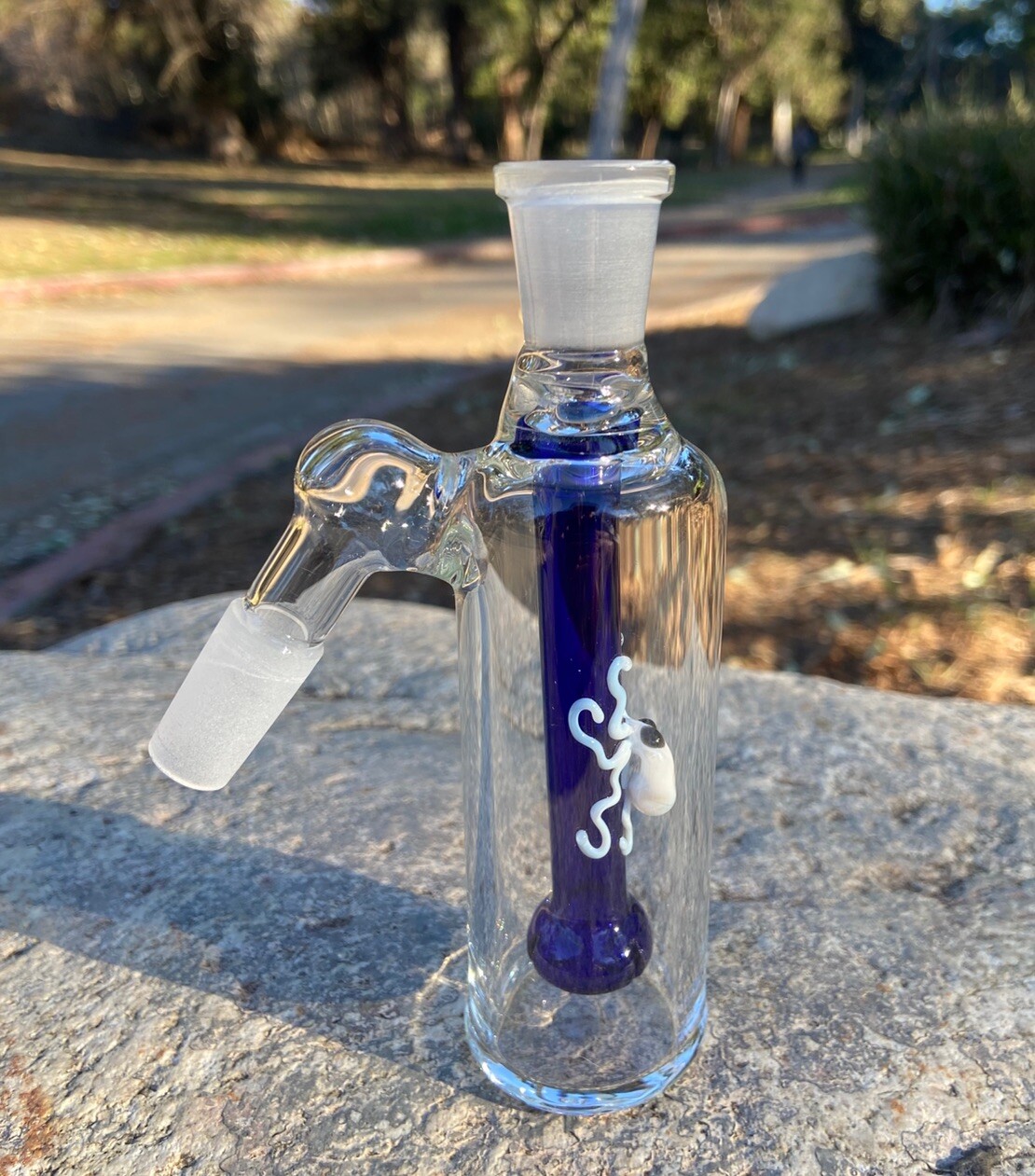 14mm Thick Glass Ash Catcher 45 degree Blue Shower Head (white Octopus)