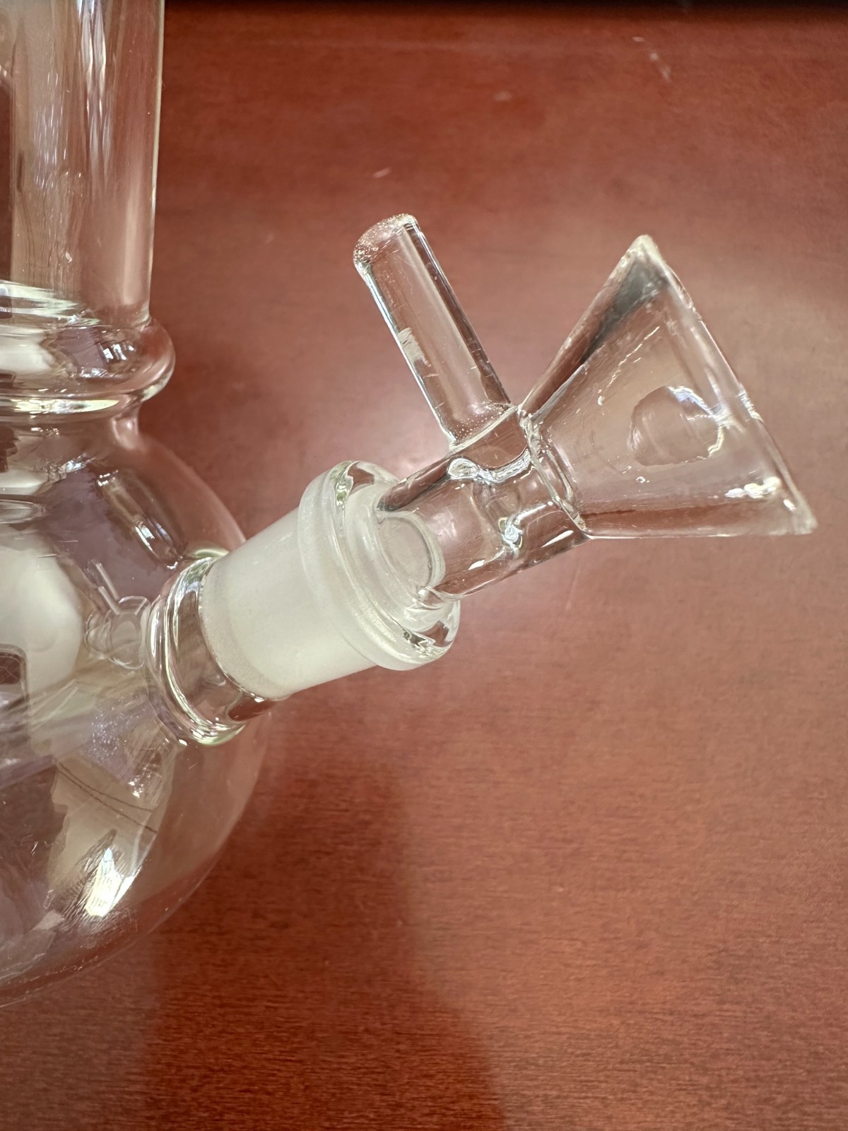 8&Prime; Clear Glass Bong Water Pipe with Small Leaf Design Simple Durable Affordable