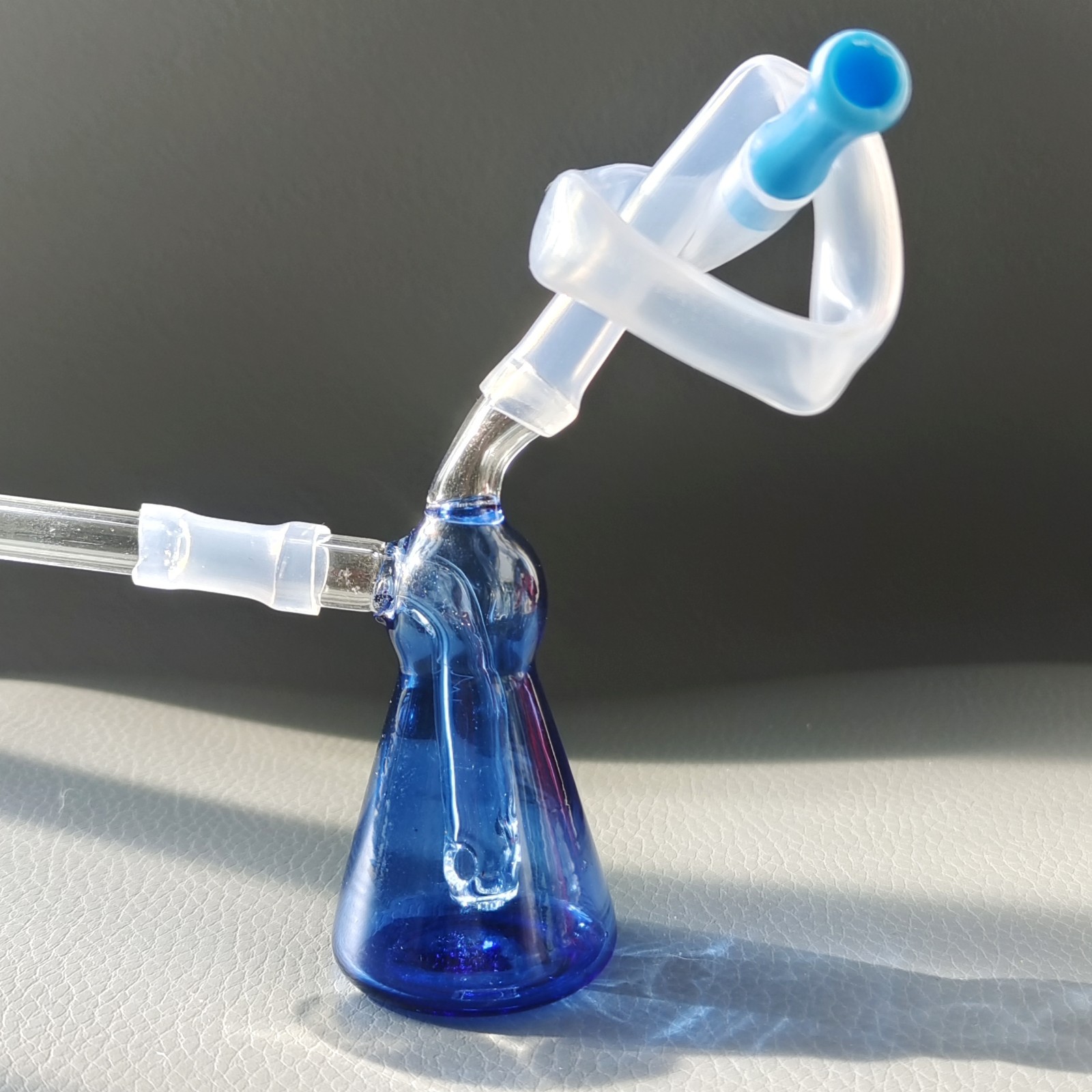 7cm MINI Blue Glass Bong Pyrex Hookah Water Pipe Shisha Smoking Bubbler W/Bowl