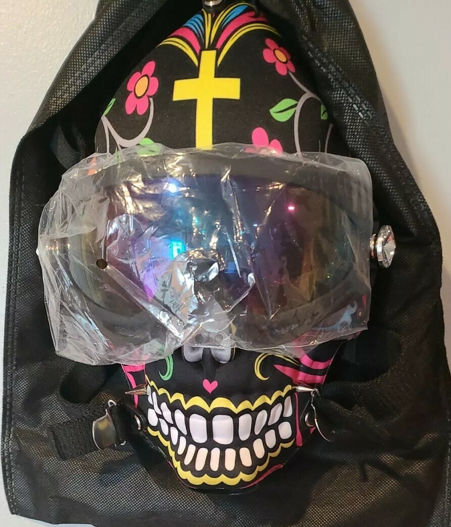 Gas Mask Bong Silicon Smoking Solid Hookah. USA Seller, Multiple Styles.
