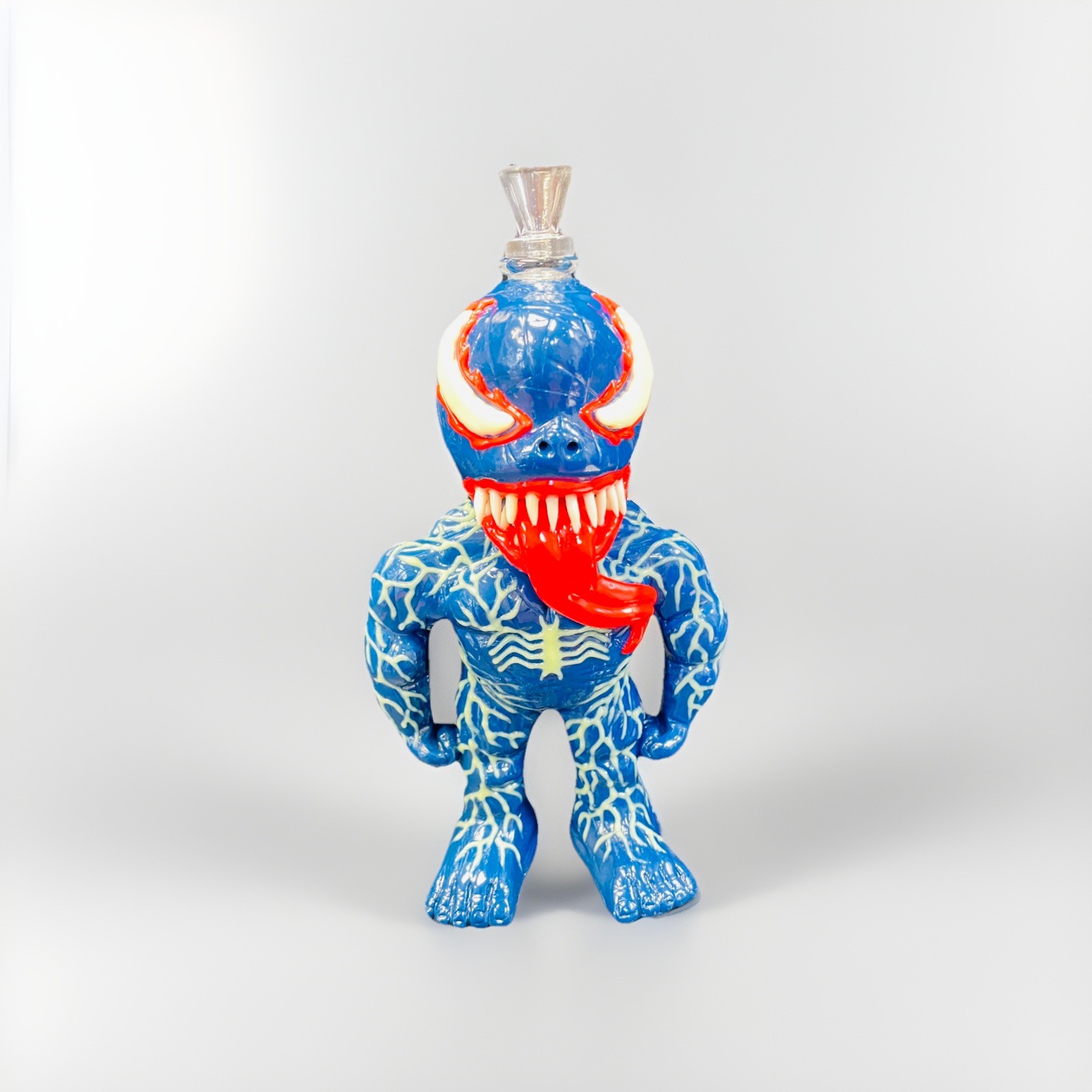 Beautiful Character Water pipe, bong, hookah, bubbler