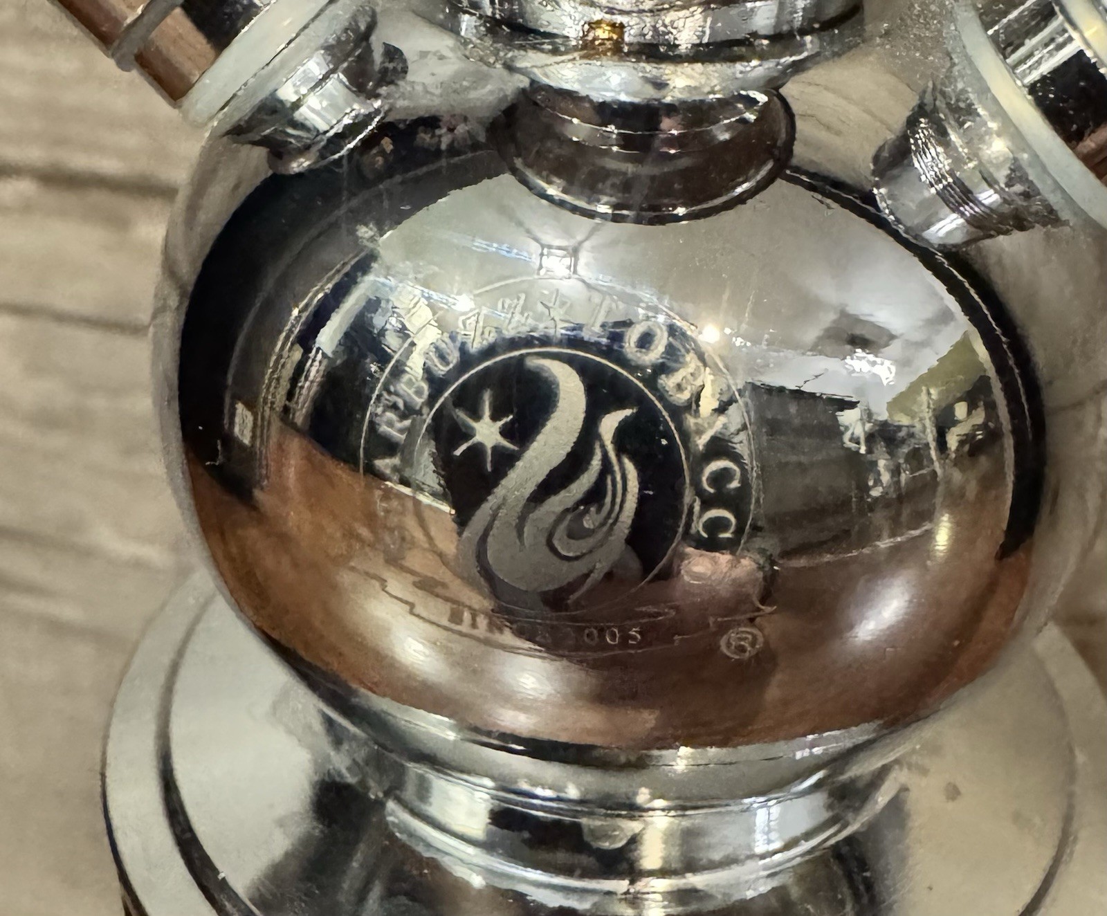 Starbuzz Unicus 17” Hookah Shisha Water Pipe 1 Hose Complete Set Glass Base Red