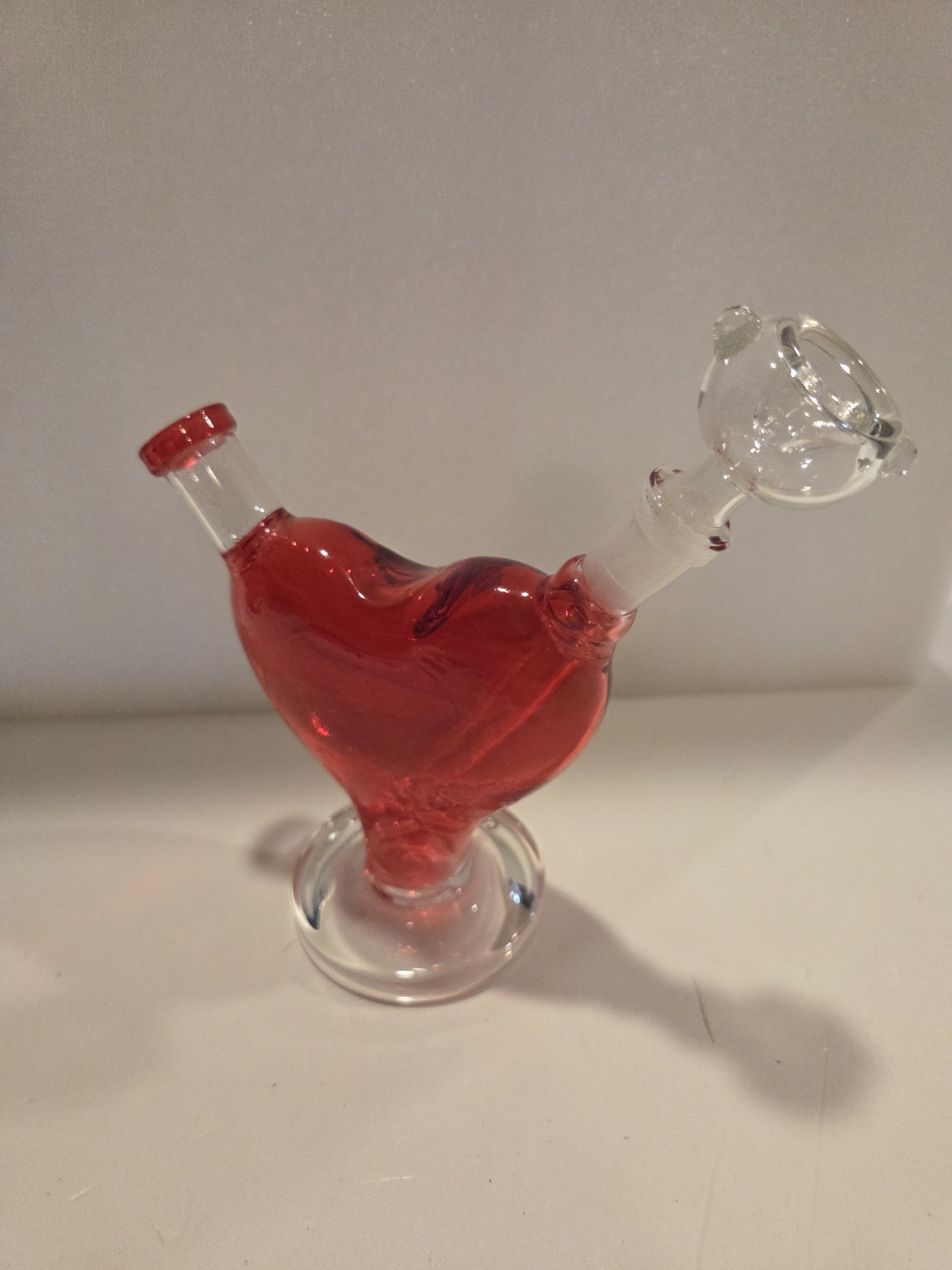 Cannabox – Mini Heart Bong – Mini Glass Bong – NEW – Collectible