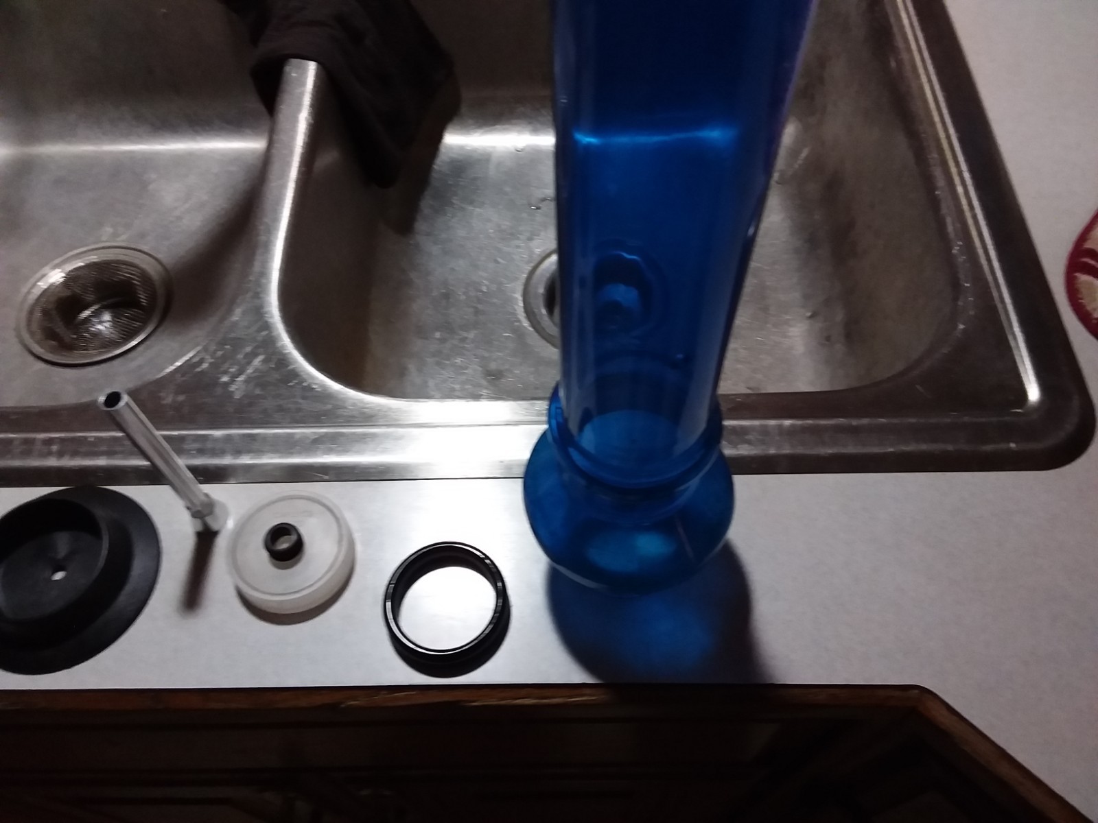 Clear Blue PVC bong Alluminum Screw Off Bowl With Stem Black Cylicone Mouth top!