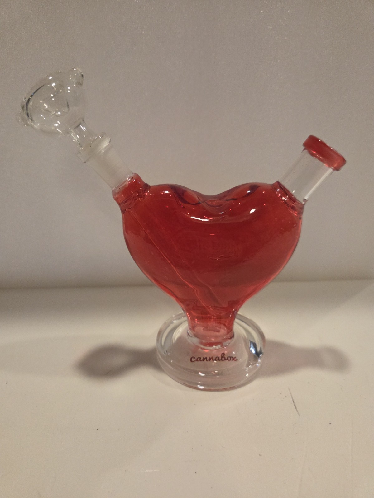 Cannabox – Mini Heart Bong – Mini Glass Bong – NEW – Collectible