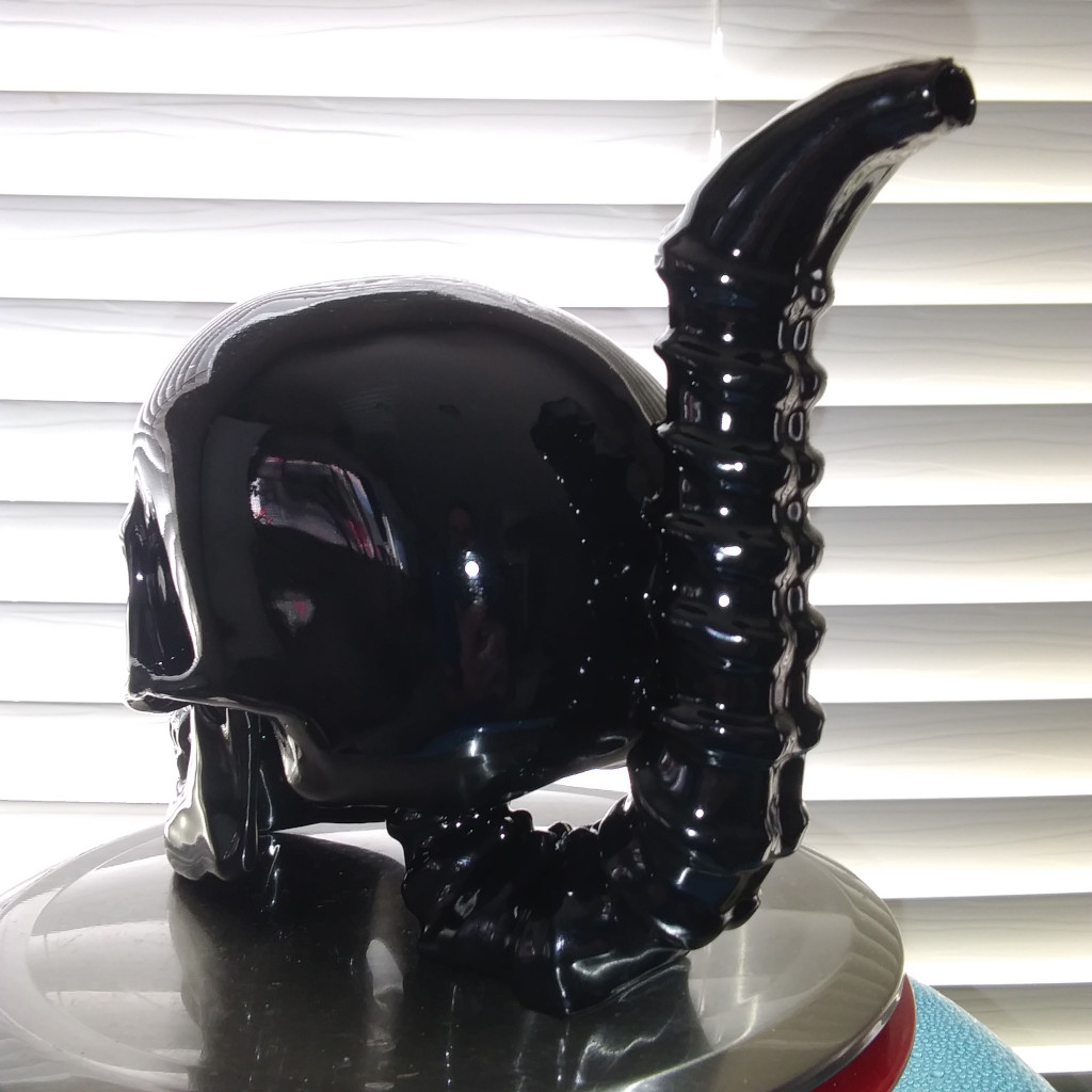 Skull Bong Bubbler Water Pipe Candle Holder