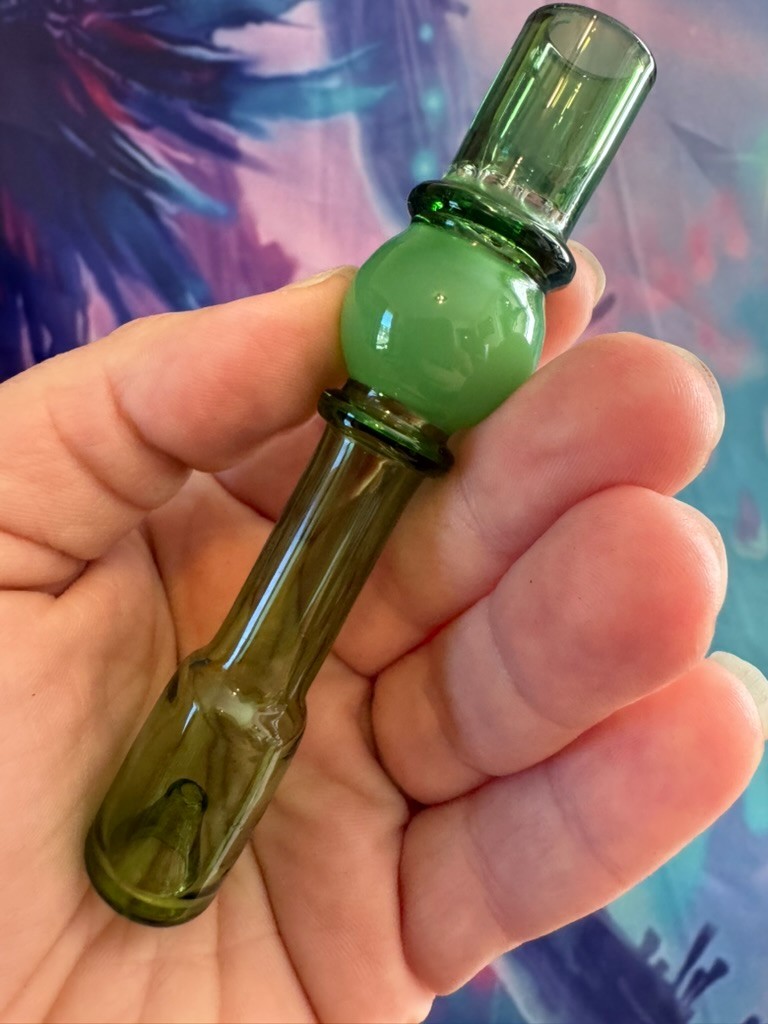 Green Glass Chillum Pipe w/ Built-In Ash Catcher – One Hitter, Bubble Chamber
