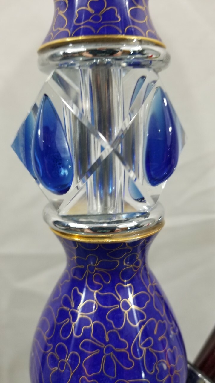 INHALE®️ 26” ORIGINAL EMERALD HOOKAH WITH A HAND BLOWN GLASS