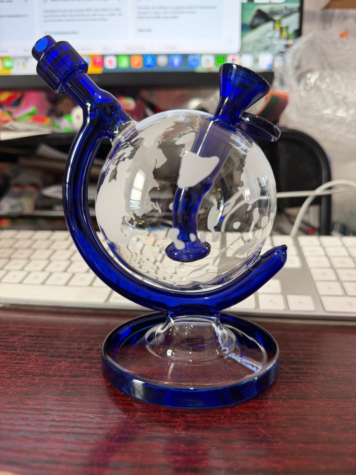 Bong Of The World | Spherical Globe/Earth Water Pipe 14mm Bowl Included