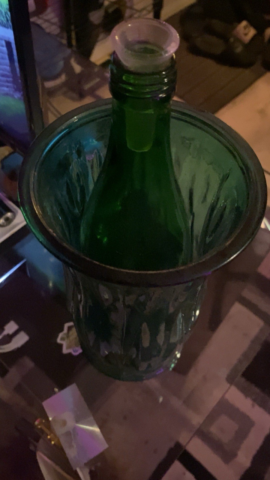 Gravity bong geeb