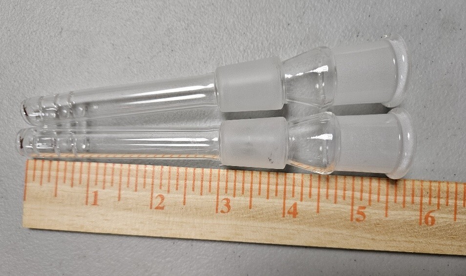 10 PCS. Lot- 5.5&Prime;- 6&Prime; 18mm Female Downstem With Diffuser + 25 Brass Screens FREE