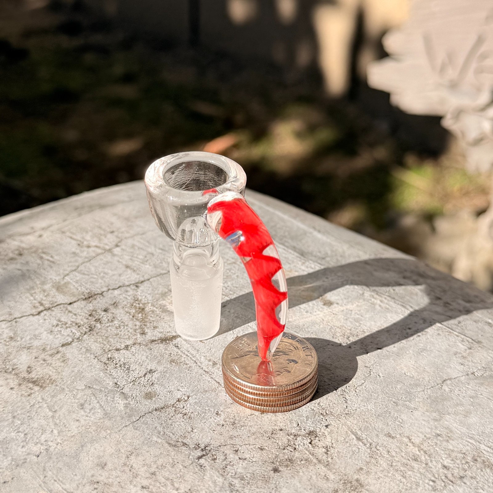 1 Pair of Premium 14mm Red Horn Bowl Holder Thick Glass Made Built-in Screen