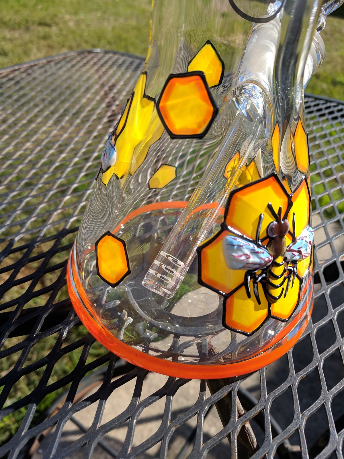 Honeycomb Glass Beaker Water Pipe Bong 13.5&Prime; Tall 9mm Extra Thick