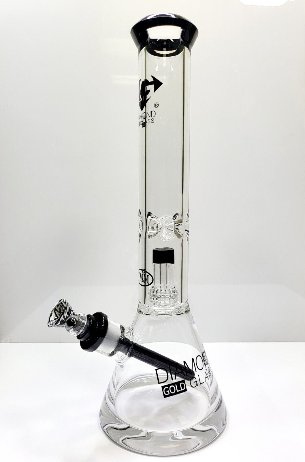 DG Diamond Glass 7mm Heavy Thick Showerhead 16&Prime; Bong