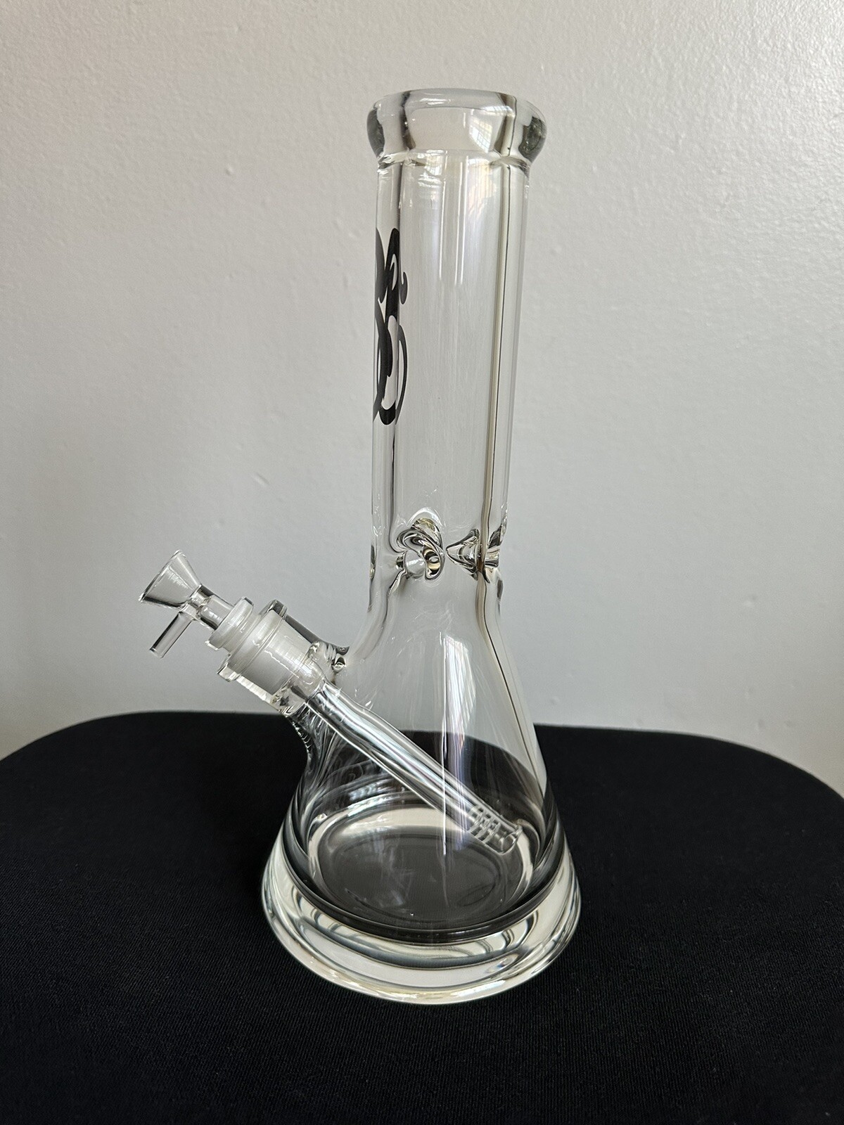 12” Beaker Water Pipe 9mm glass very thick base