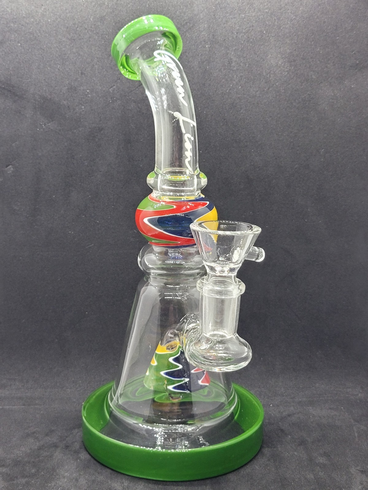8&Prime; Wig Wag Cone Mini Glass Bong Green Lion Signature Water Pipe – Green