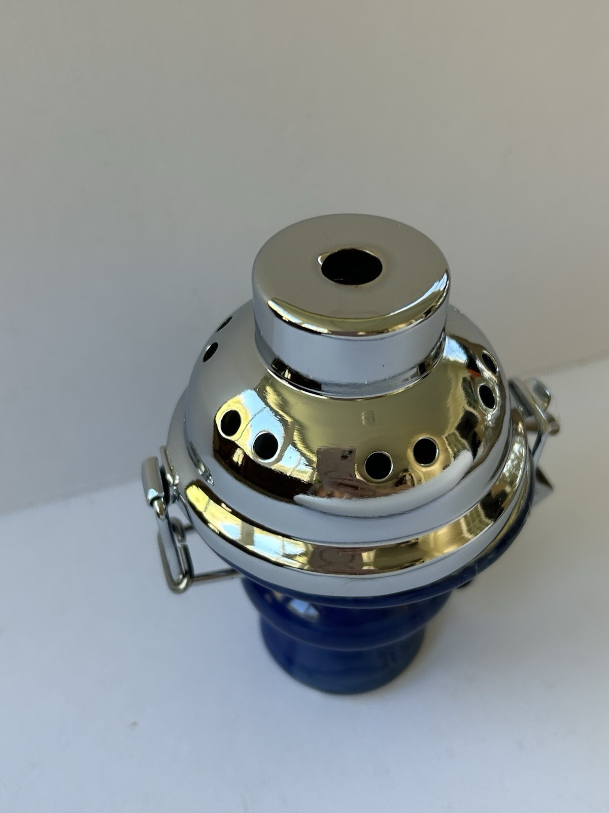Hookah Wind Blocking Charcoal Bowl with Screen NEW BLUE COLOR