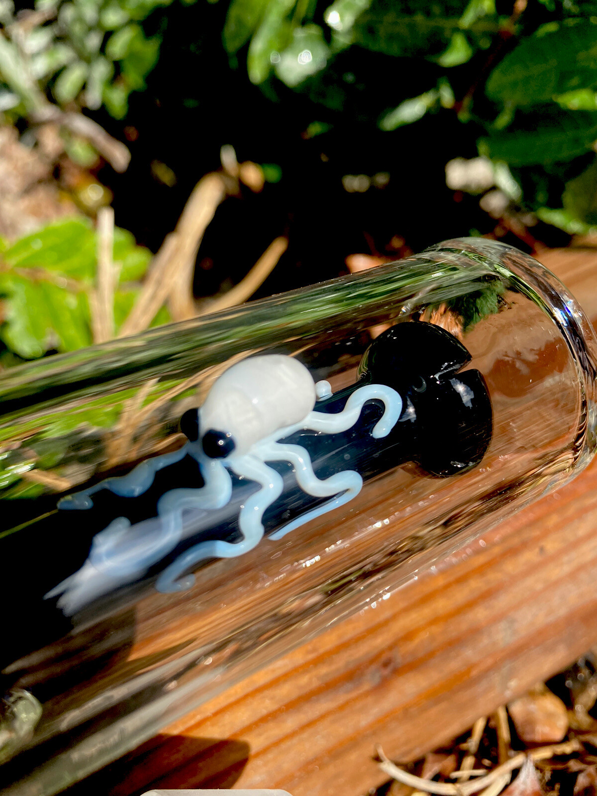 14mm Ash Catcher 45 degree Black Shower Head (white Octopus)