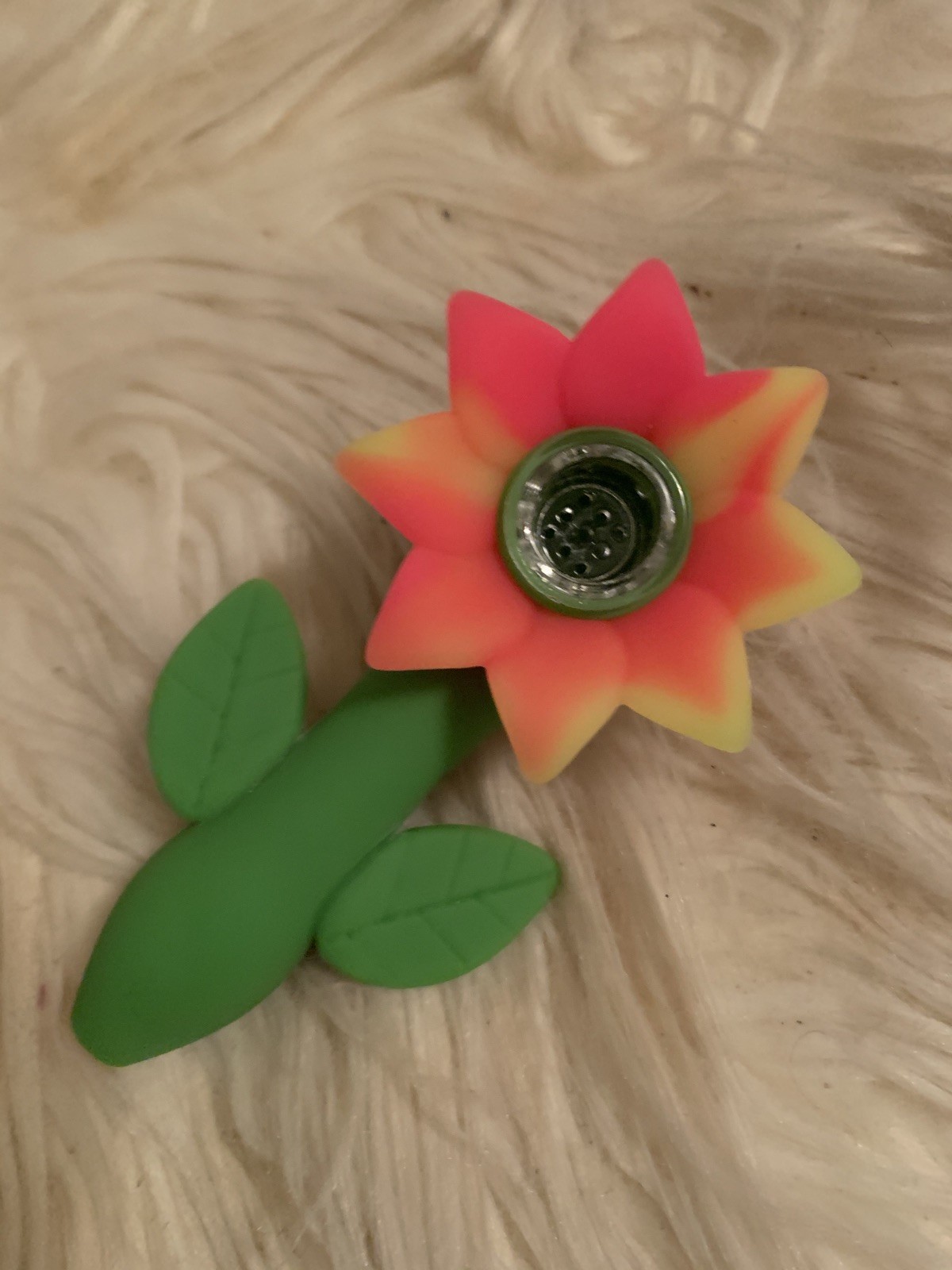4.5” Silicone Flower Pipe | Assorted Colors