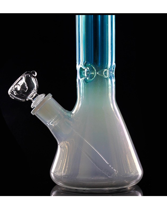 Smoke Chameleon – 16&Prime; Iridescent Color Shifting Shiny Bong