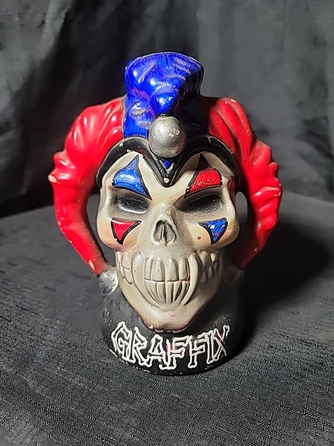 Graffix Jester Clown Vampire Skull Vintage 90s water pipe bong ceramic base