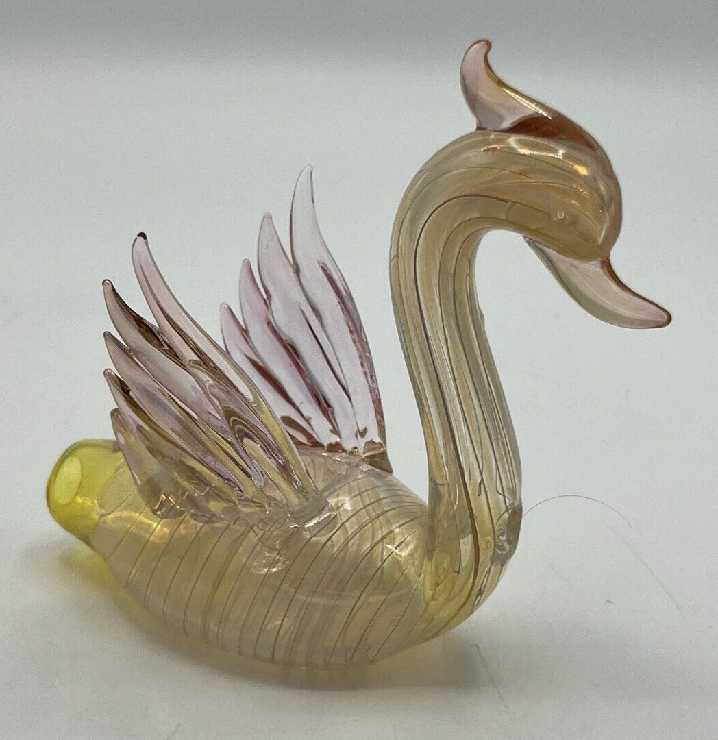 Premium Quality Glass Tobacco Smoking Hand Pipe Swan Iridescent 5&Prime;