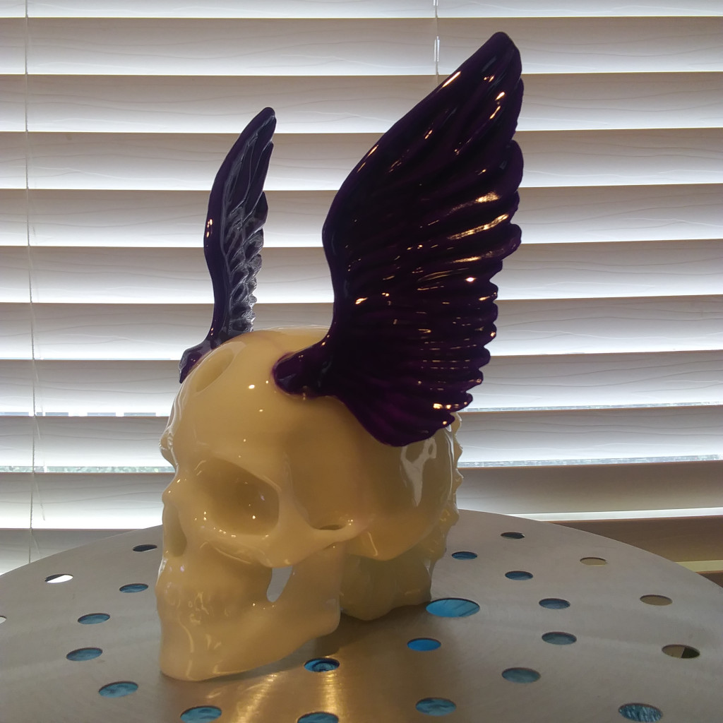 Valkyrie Skull Bong Bubbler Water Pipe Glow in dark