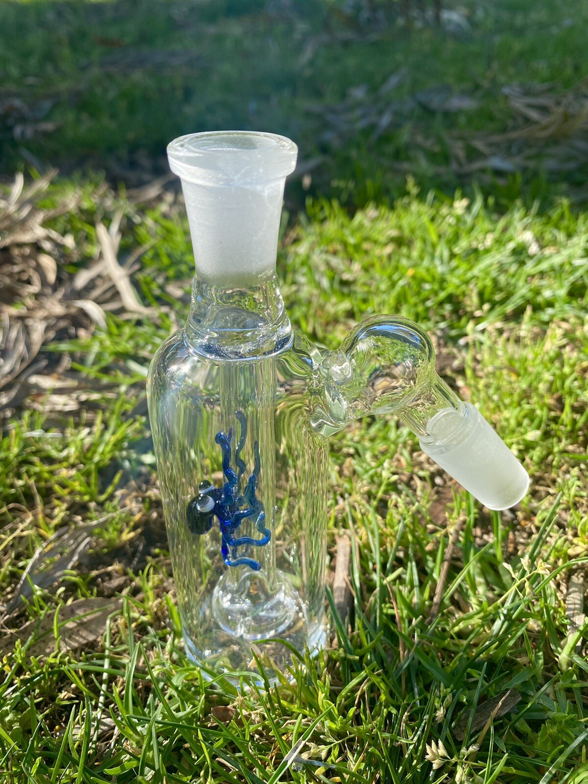 14mm Shower Head Glass Ash Catcher 45 degree (Blue Octopus)Thick Glass.