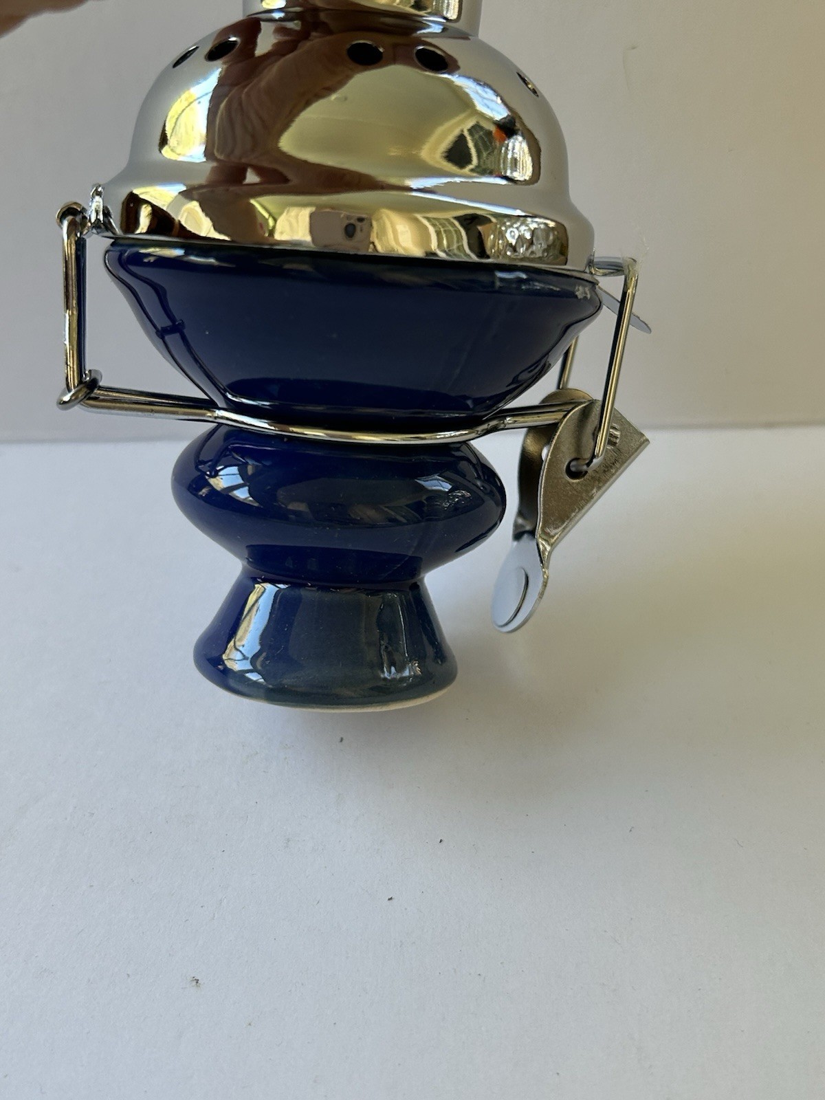 Hookah Wind Blocking Charcoal Bowl with Screen NEW BLUE COLOR