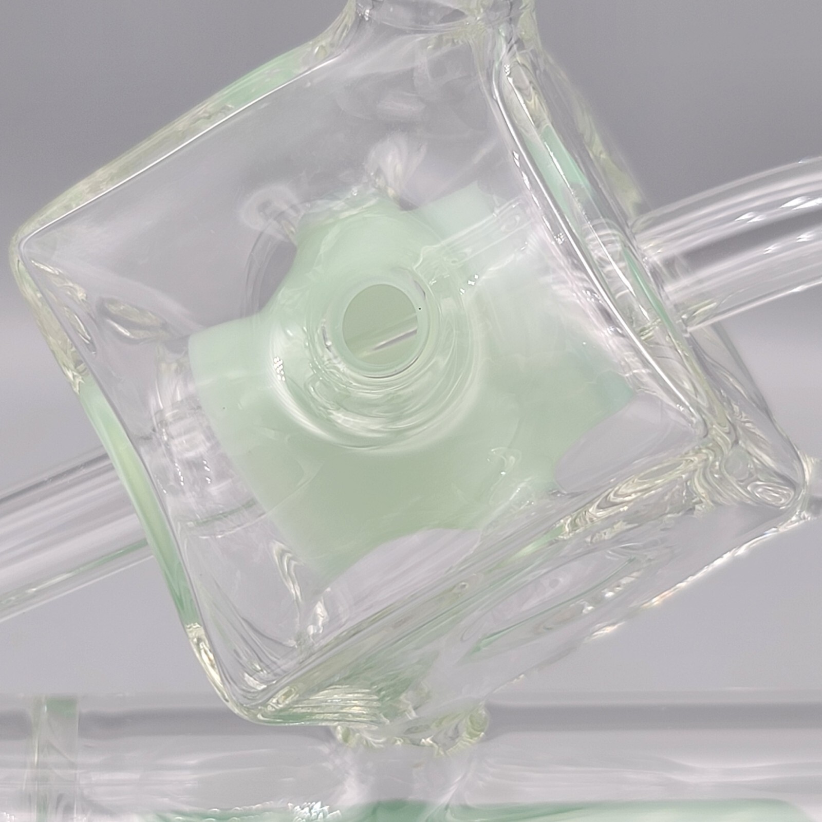 10.5&Prime; Pandora Inception Cube Inline Glass Water Pipe