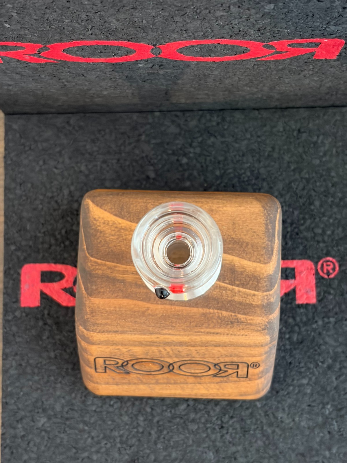 RooR Heads Red Black Roll Stop.
