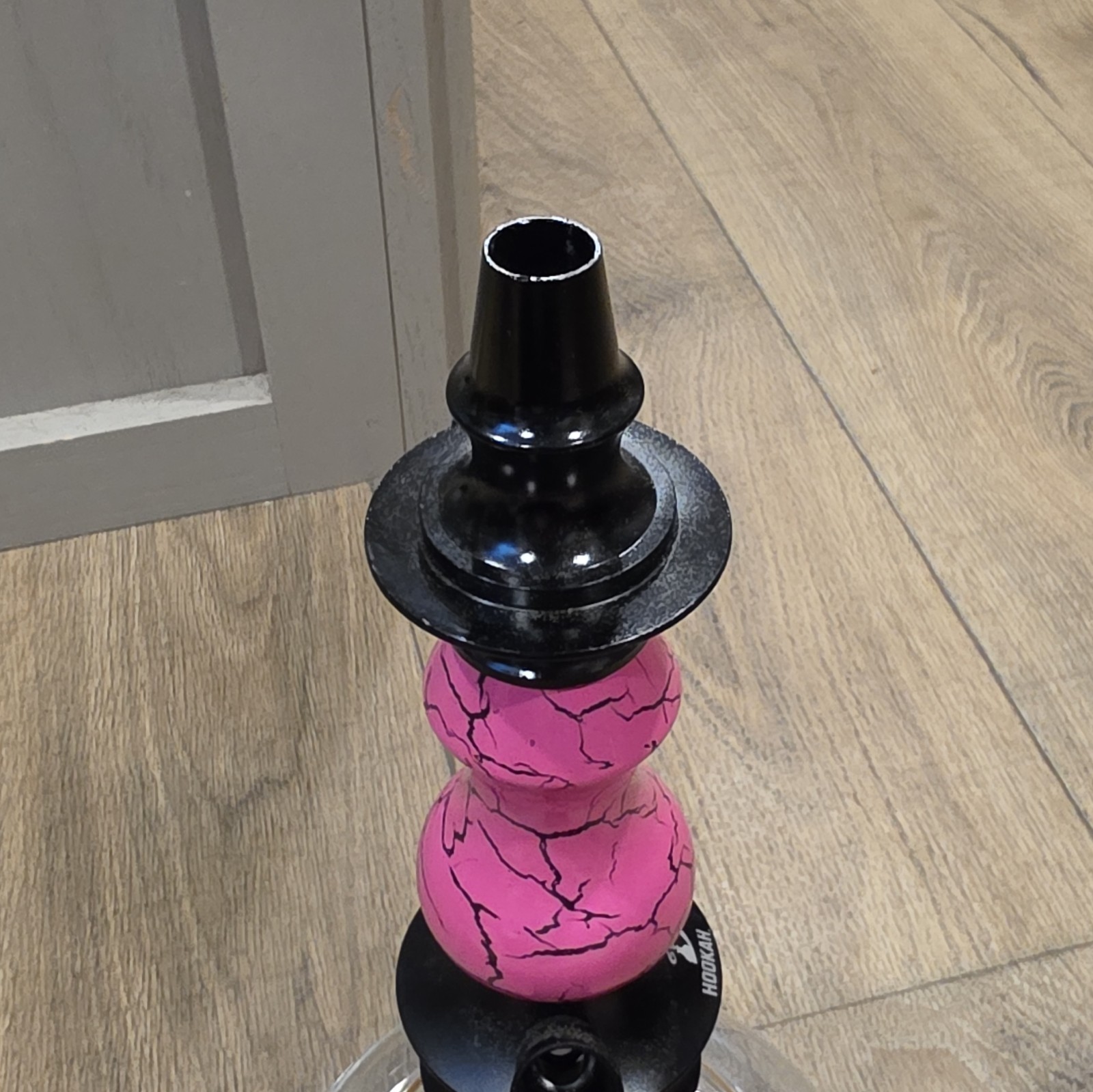 Hookah Pink Crackle Stem Hookah w/ Clear Glass Base, Black & Gold Accents