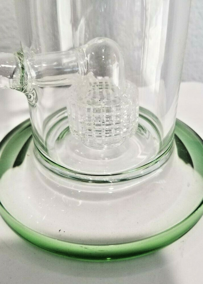 AMERICANPIPES(TM) 16&Prime; GLASS WATER PIPE WITH A DIFFUSER AND A GLASS ON GLASS BOWL