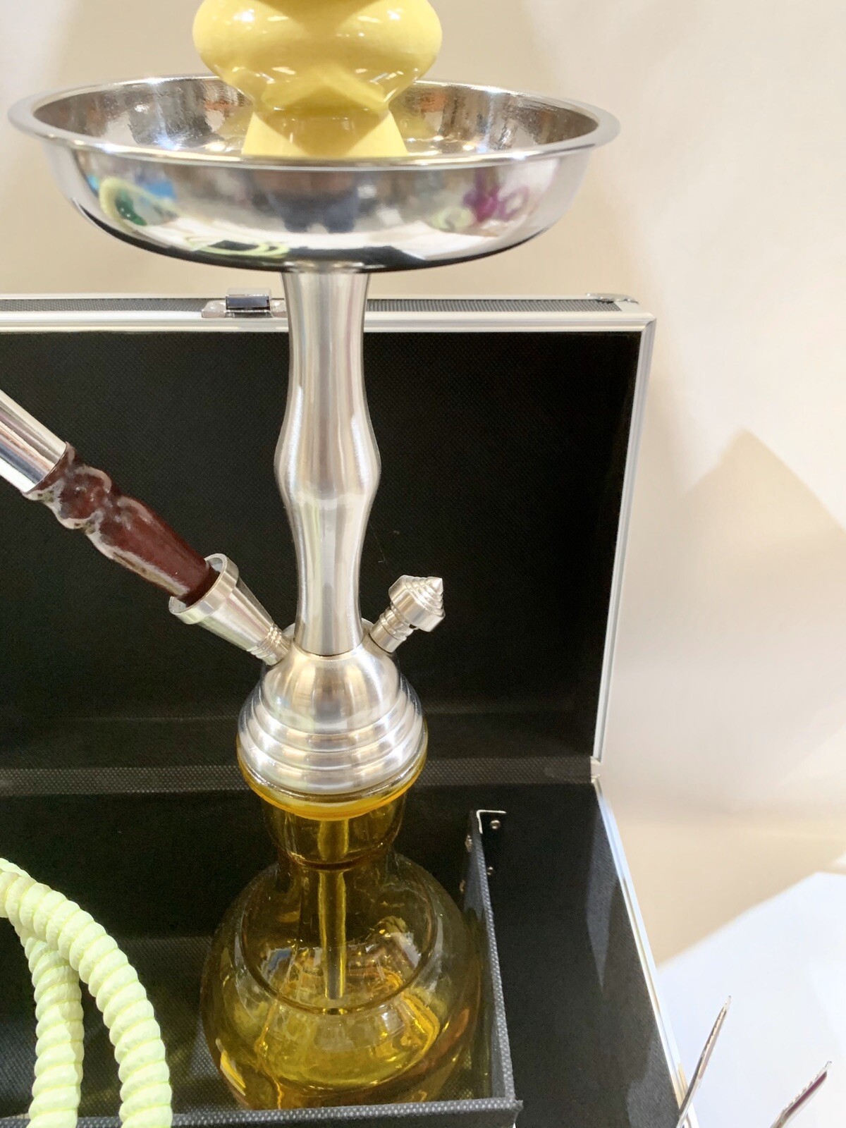 INHALE 17 INCH 1 HOSE JUNIOR HOOKAH IN A HARD SUITCASE