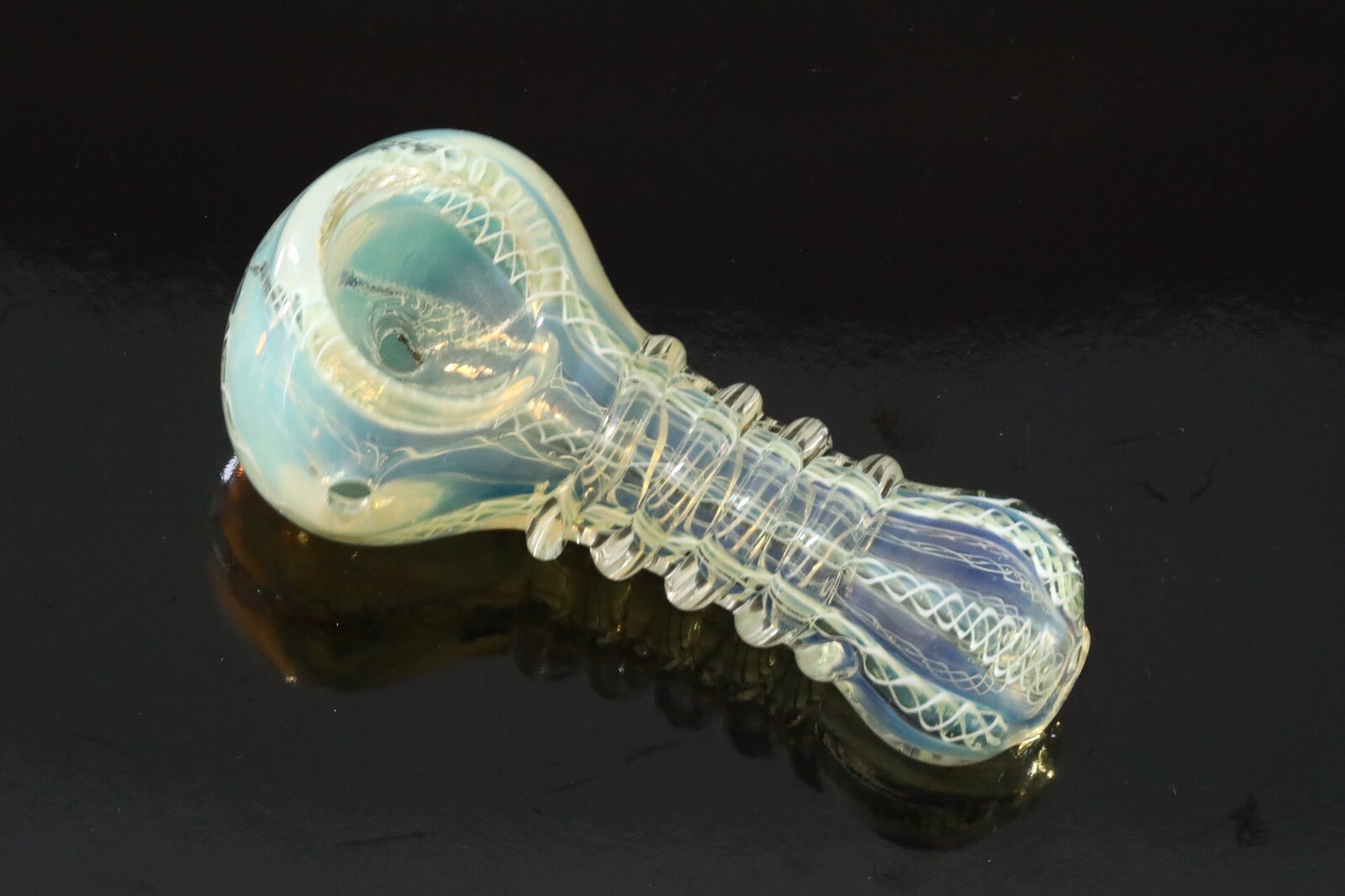 HEAVY USA TOBACCO SMOKING HAND PIPE BLOWN GLASS WORK SPOON RIM DESIGN ART XC25CL