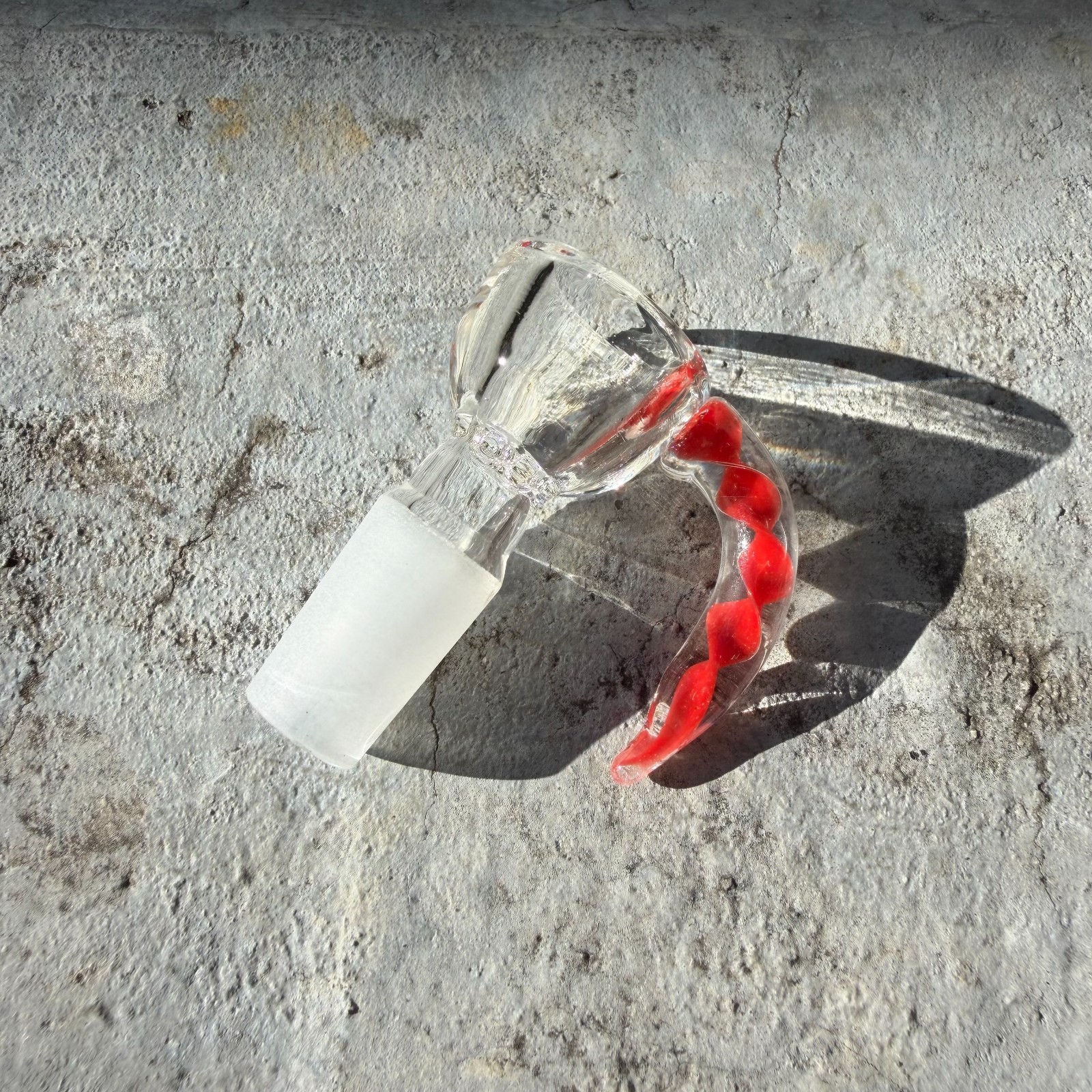 1 Pair of Premium 14mm Red Horn Bowl Holder Thick Glass Made Built-in Screen