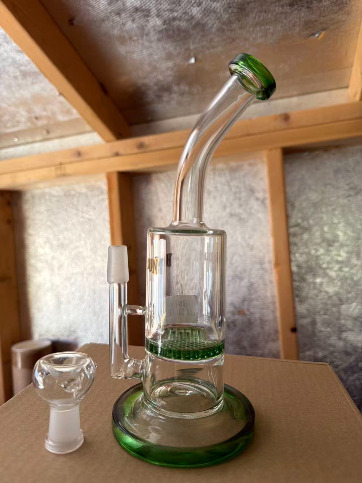 Green Base Glass Water Pipe Bong with Honeycomb Perc Approx 9  » Includes Bowl