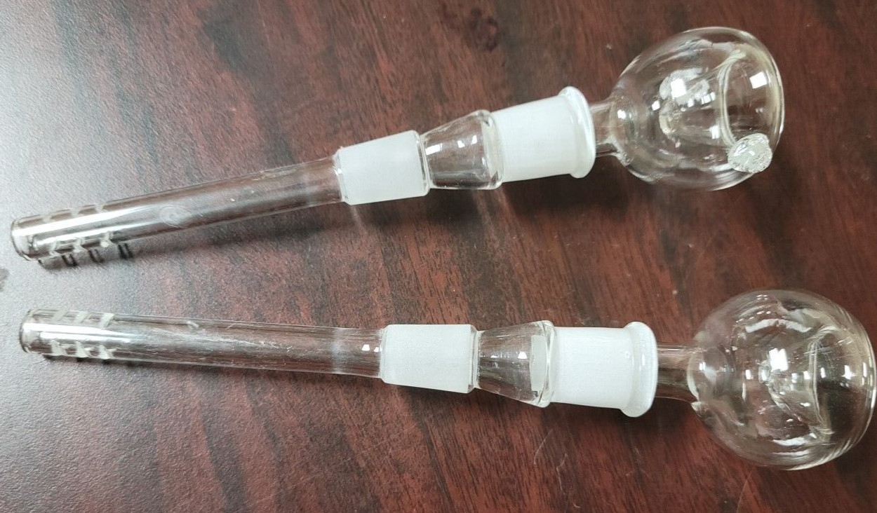 4 PCS.- 2 pc. -5&Prime;-6&Prime; 18mm Downstem With Diffuser + 2 pc. 18mm Glass Male Bowls