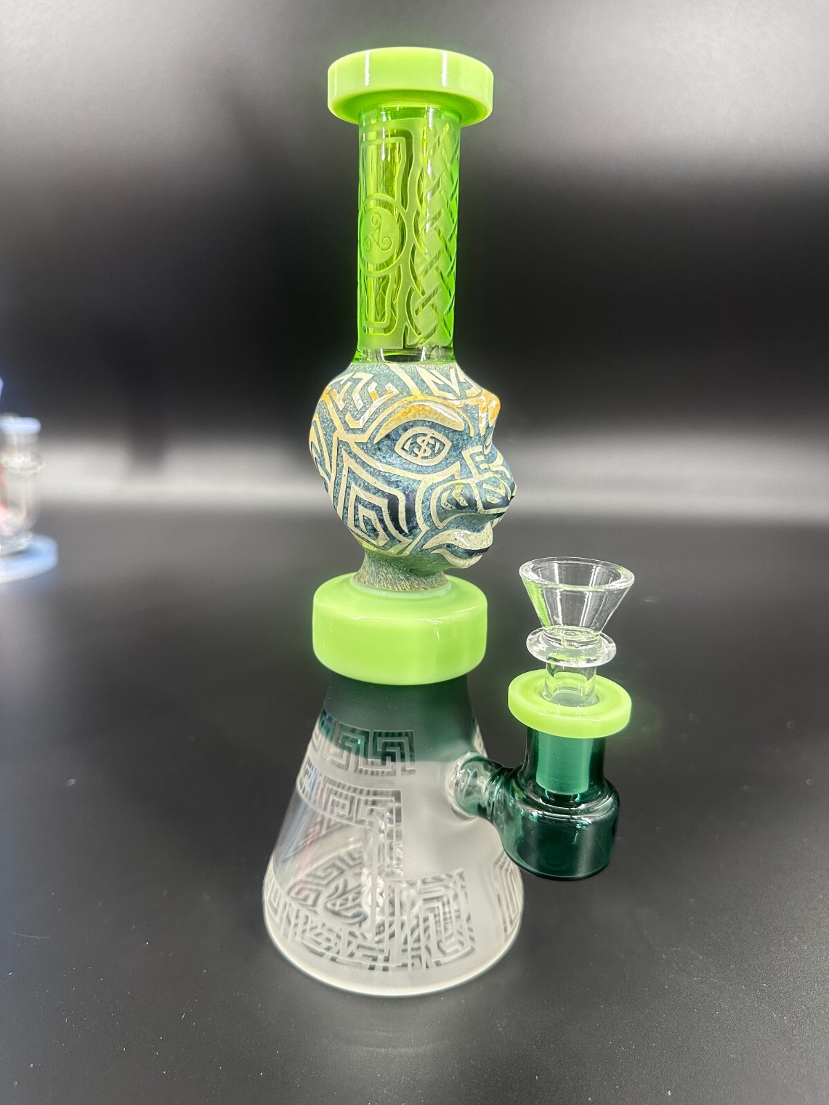 9.5  » Green Bong ALIEN Glass Water Pipe MONSTER USA