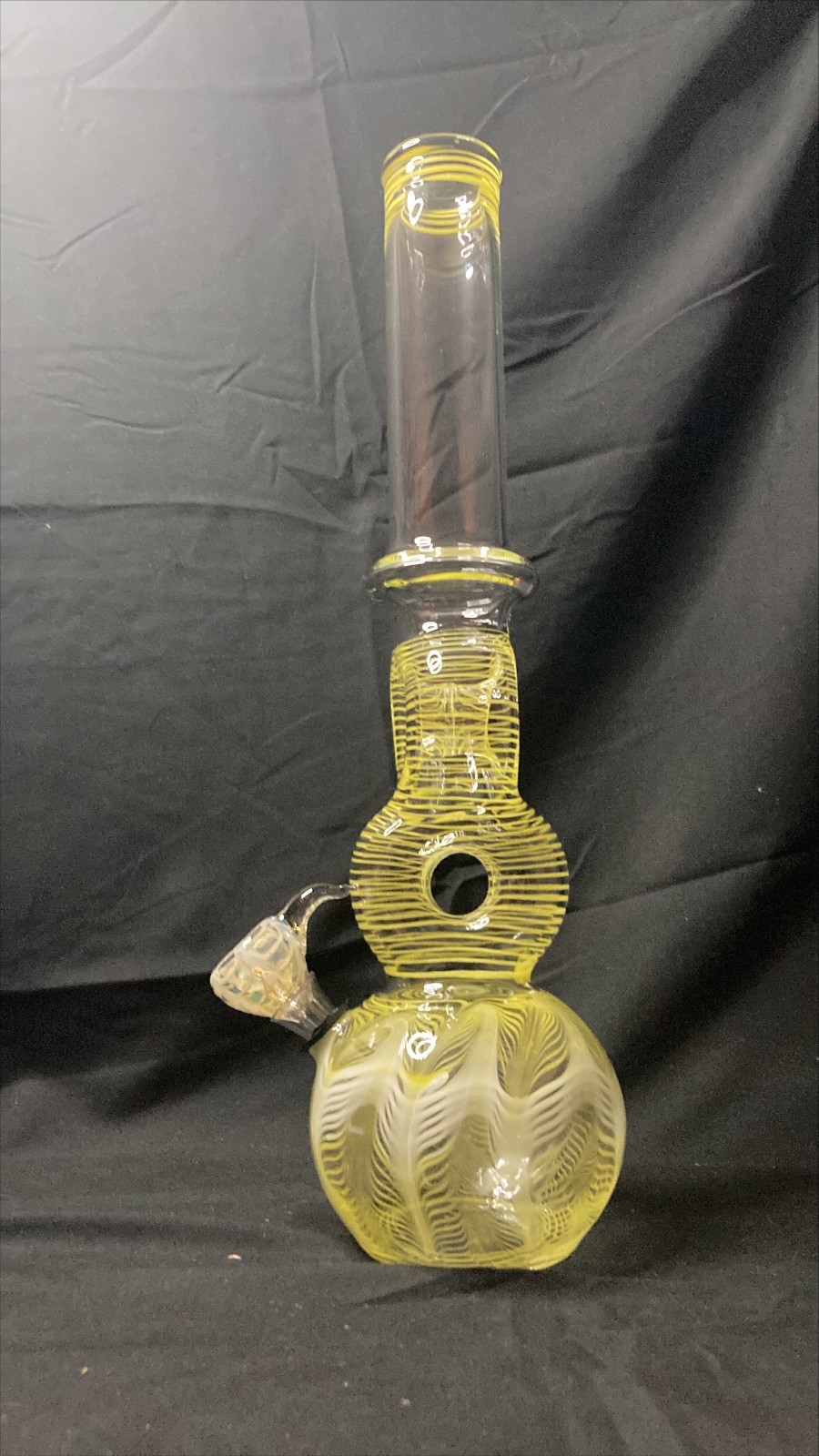 Wrap & Rake Double Donut Glass Water Pipe w/ Slider Bowl | Yellow | 16&Prime;