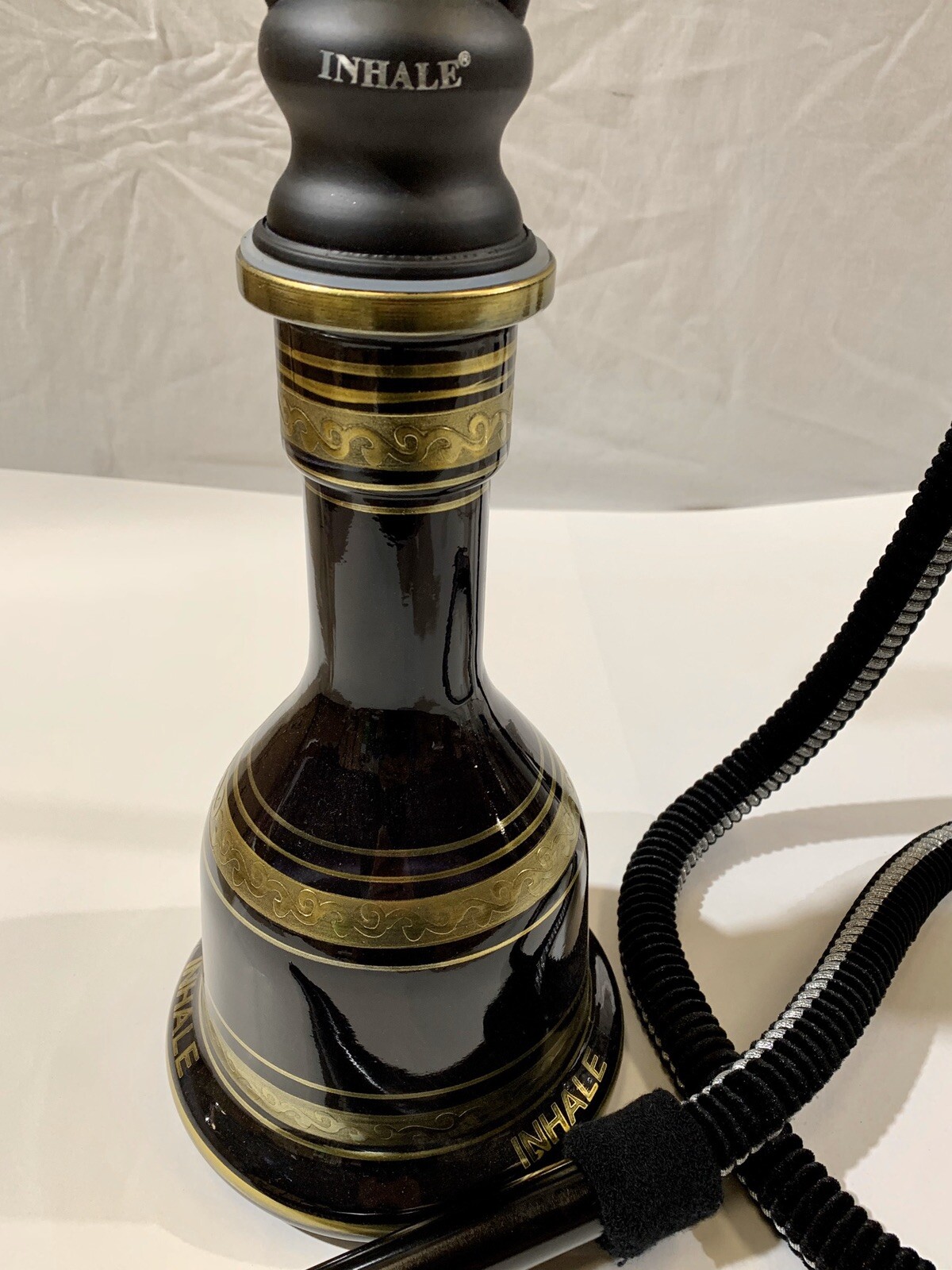 INHALE 32 “ TURBO EGYPTIAN STYLE HOOKAH WITH AN EXTRA LARGE DECORATIVE HOSE
