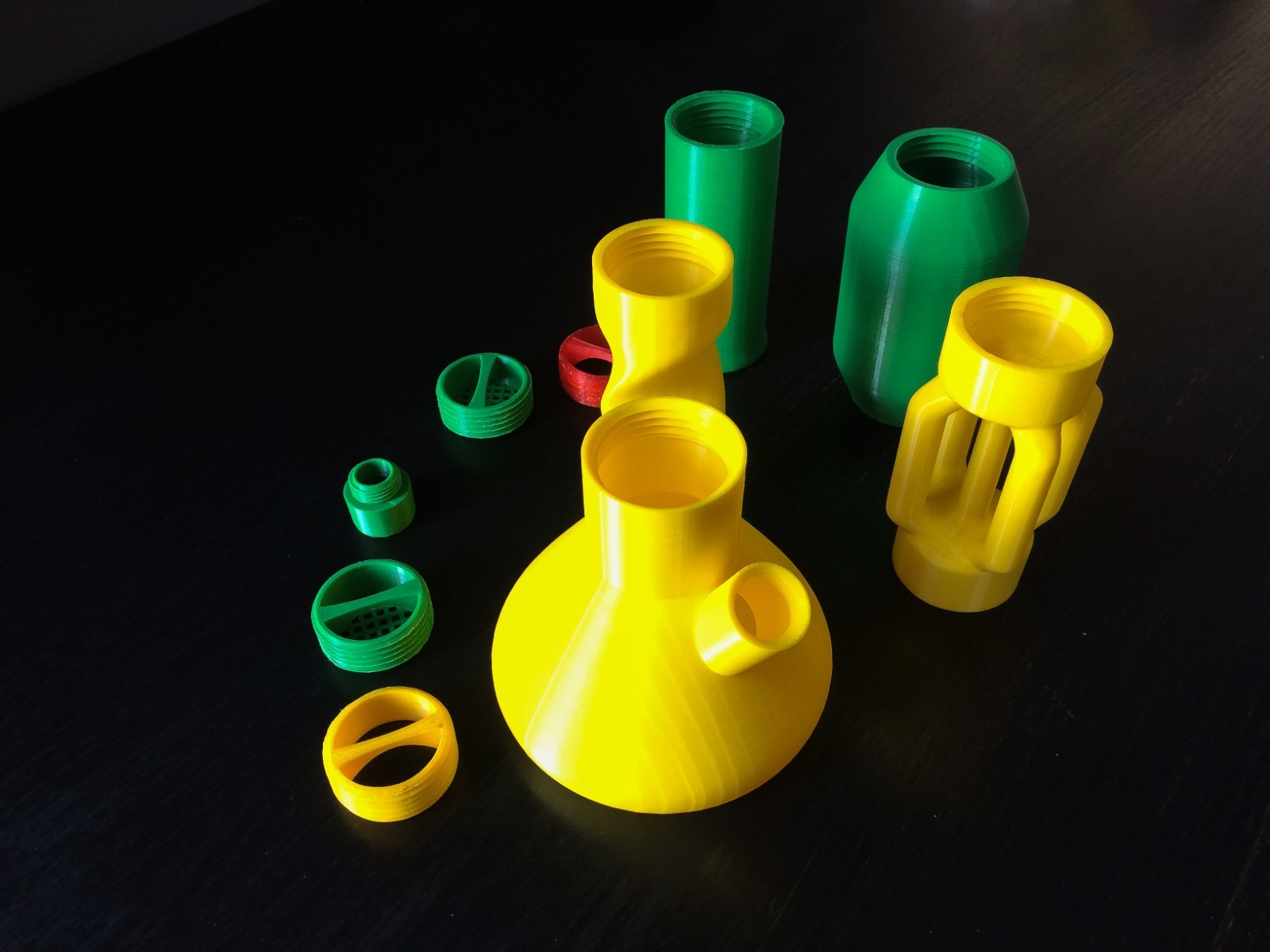 Green & Yellow Plastic Hookah Shisha Water Pipe Disassemblable