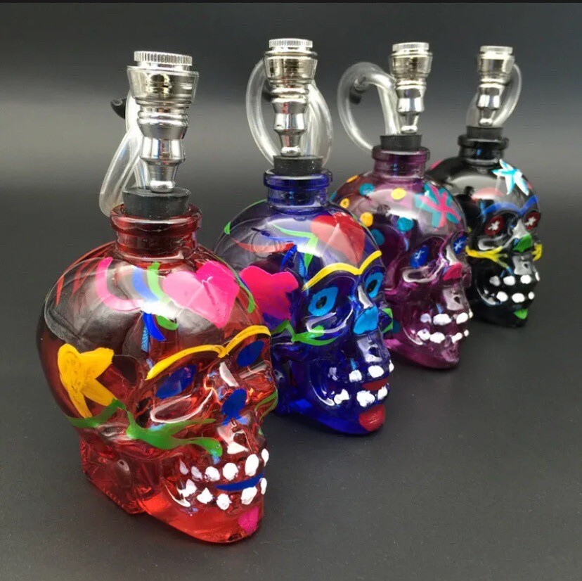 1 X Best glass pipe colourful skull head glass bong shape popular Hookah Shisha
