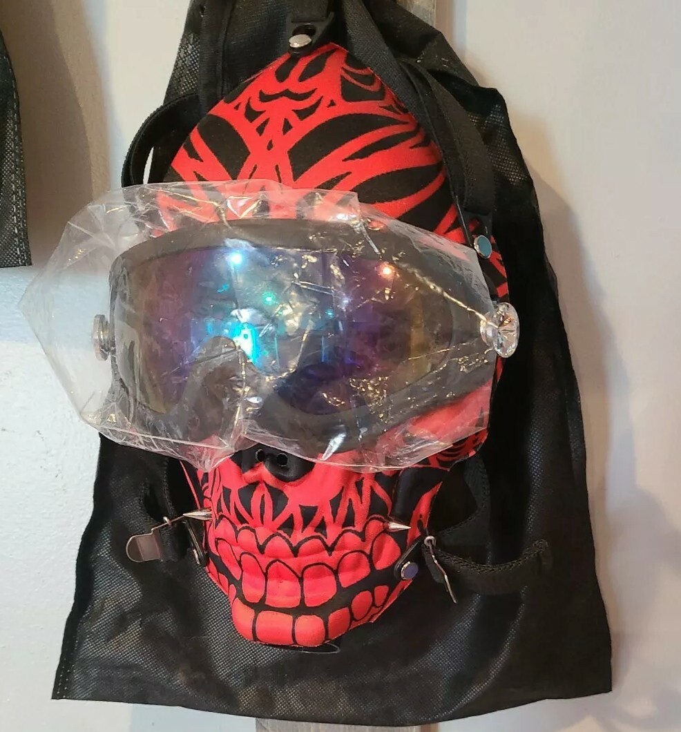 Gas Mask Bong Silicon Smoking Solid Hookah. USA Seller, Multiple Styles.