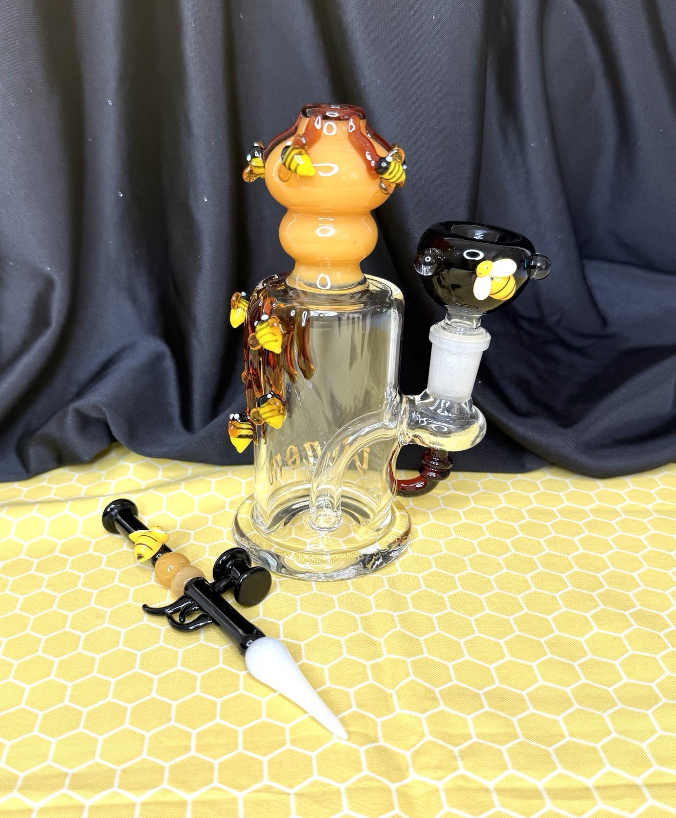 Venom Beehive Water Pipe Set 7 Inches Cool Cute Girly