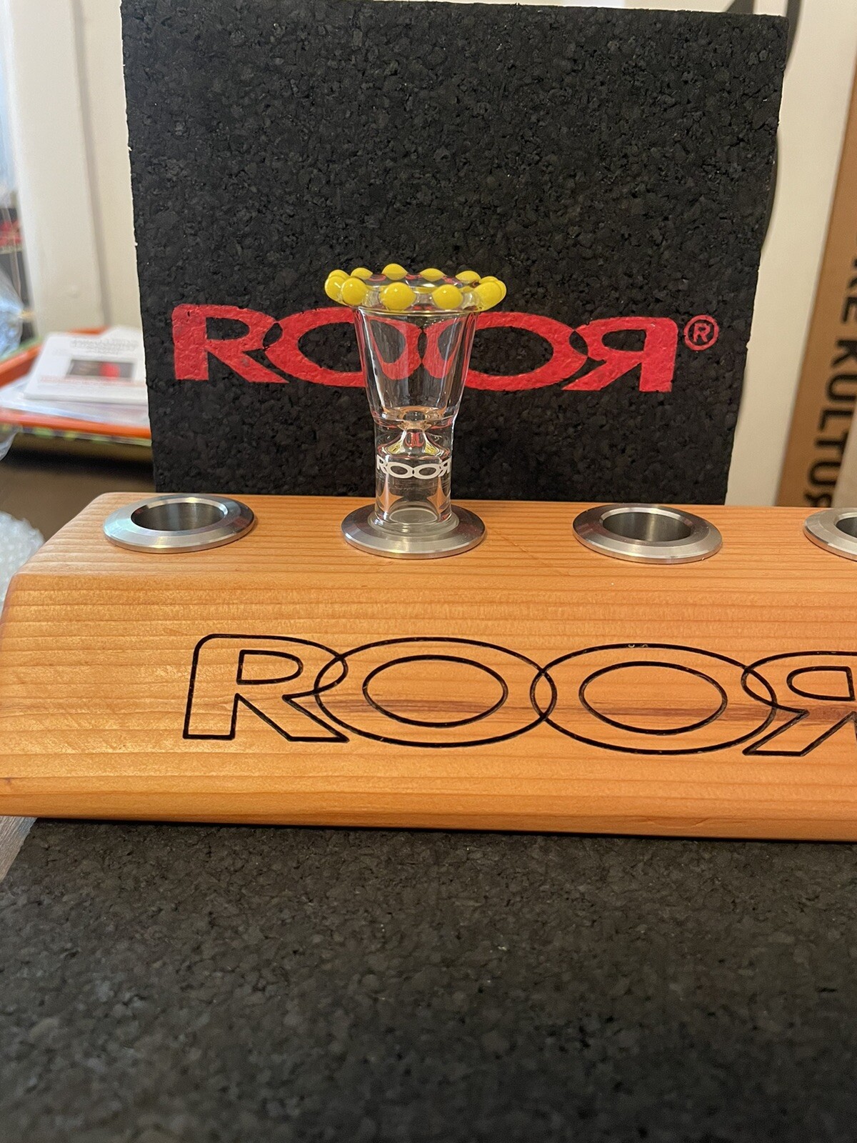 ROOR Glass – 18mm Crown Slide Yellow With Yellow Decal