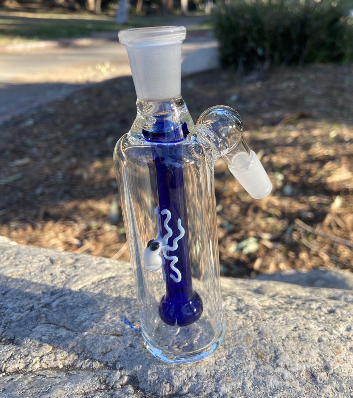 14mm Thick Glass Ash Catcher 45 degree Blue Shower Head (white Octopus)